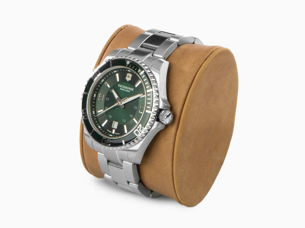 Victorinox Maverick Quartz Watch, Green, 43 mm, Steel bracelet, V241934 - Image 4